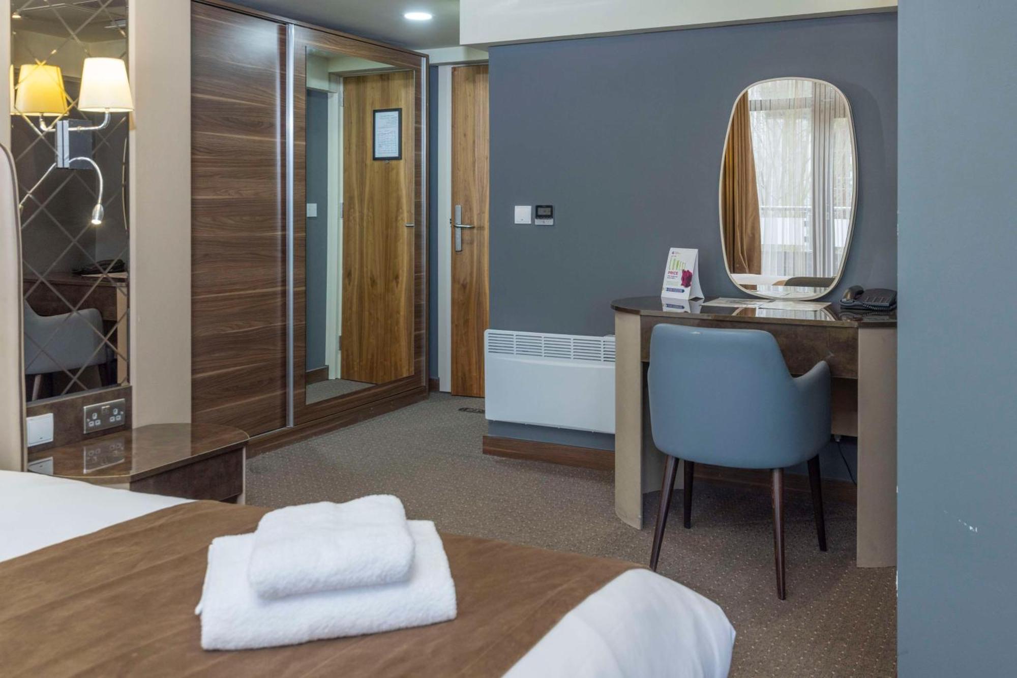 Putney Hotel; BW Signature Collection London Ngoại thất bức ảnh